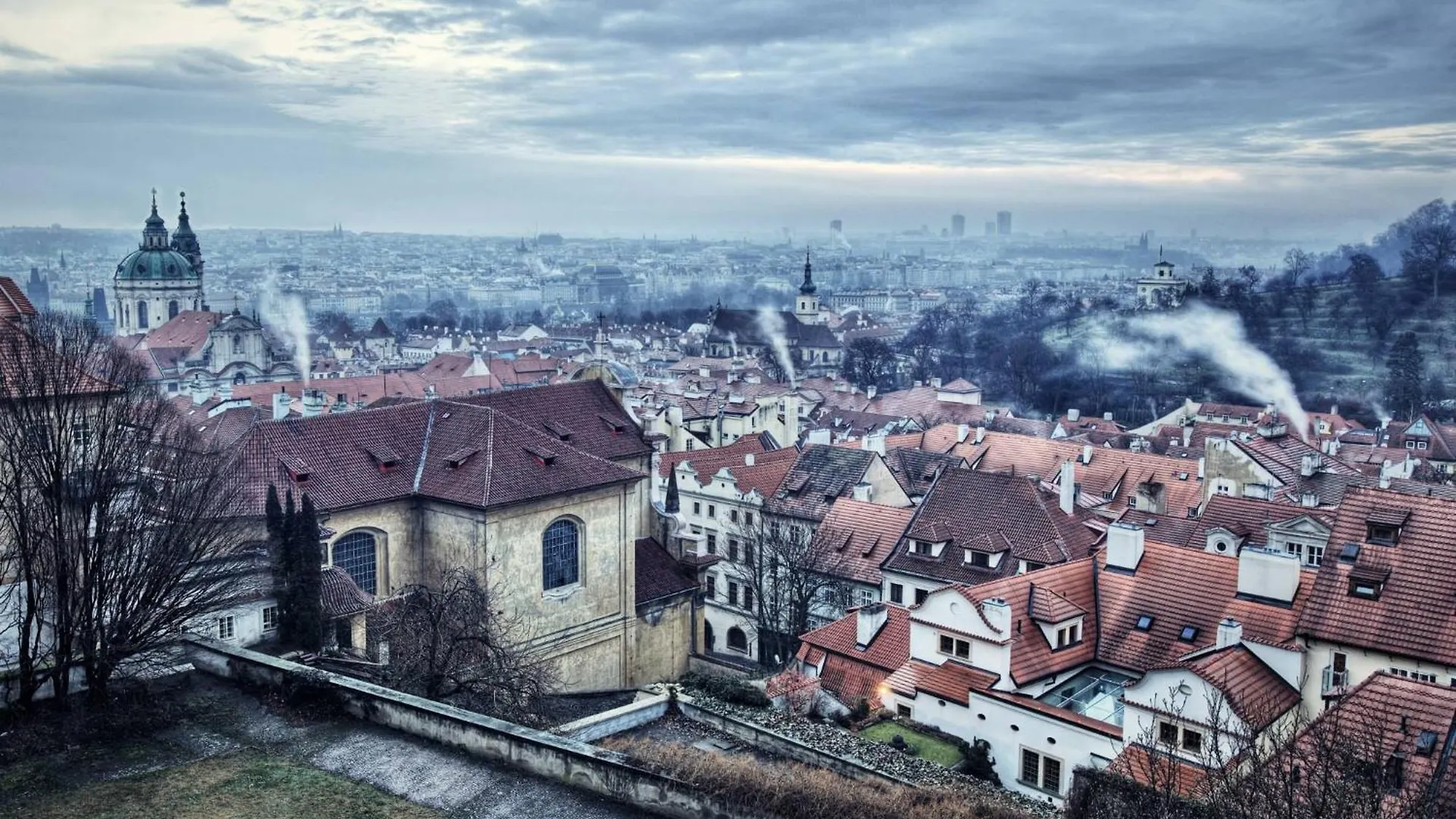 Small Sunny Park View Apartment Prague Czech Republic